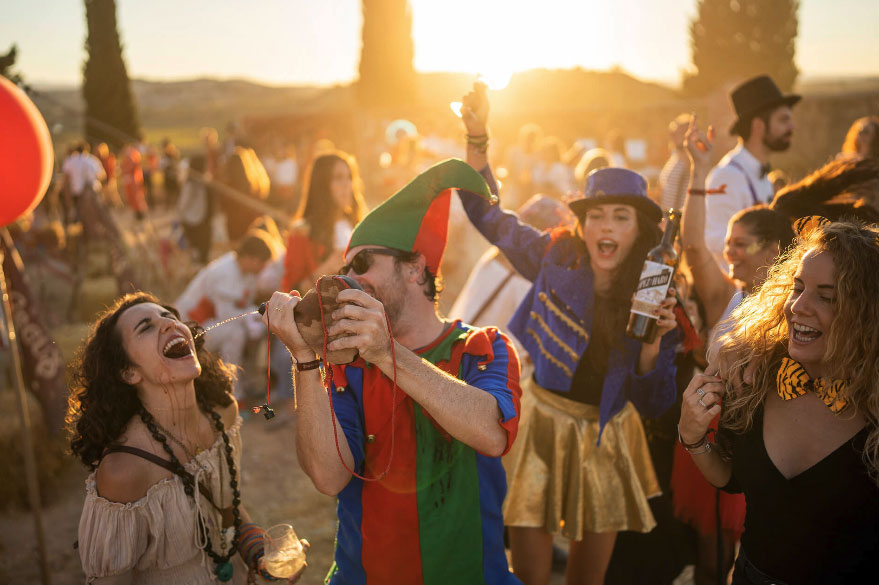 Vintae Wine Fest attenders